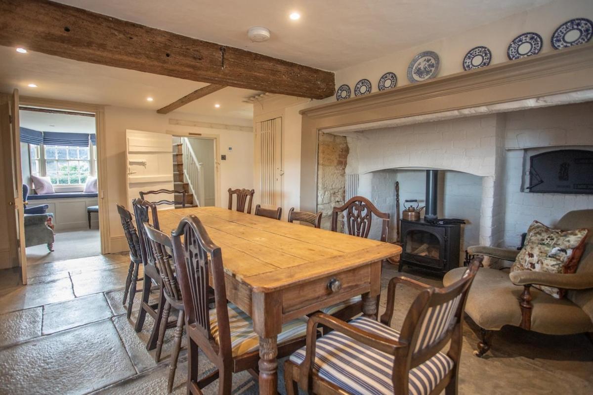 Beautiful Cotswold Farmhouse With Hot Tub مانشستر المظهر الخارجي الصورة